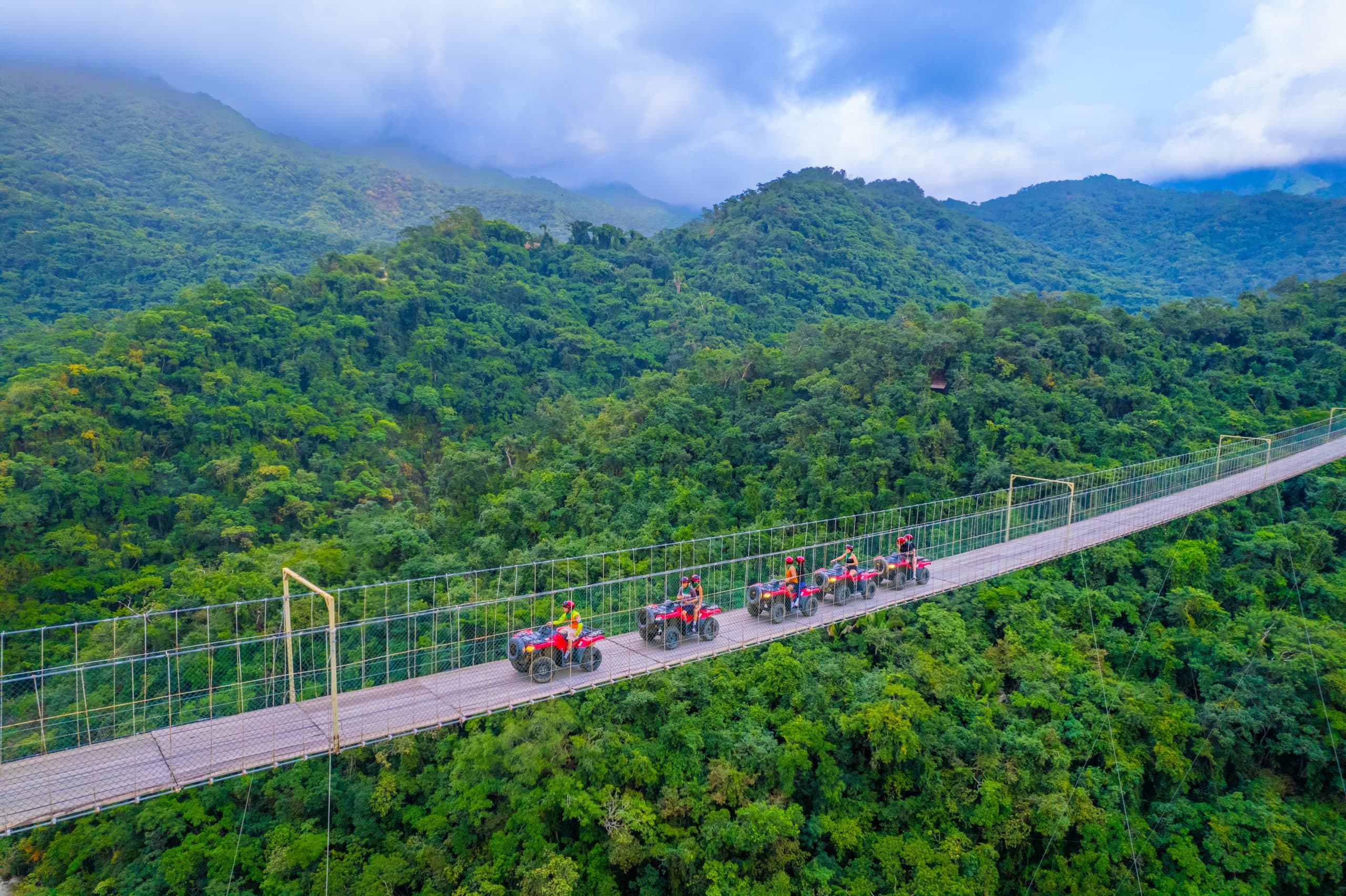River Park: ATV al Jorullo Bridge